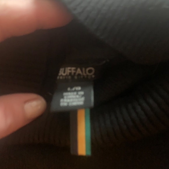 Buffalo turtleneck - Picture 3 of 4
